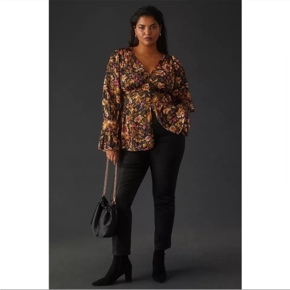 ANTHROPOLOGIE Croset Black Floral Deep V Neck Button Blouse Tunic XS NWT - Picture 4 of 11